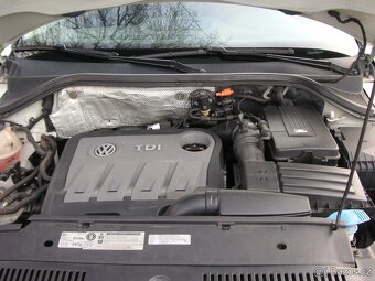 Volkswagen Tiguan 2.0 TDi 4Motion XENON ALCANTARA NAVI TAŽNÉ - 19