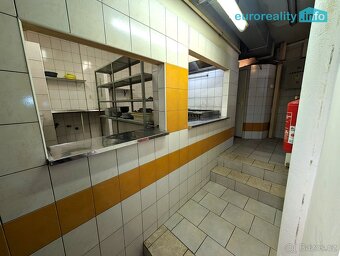 Pronájem, restaurace, 192 m2, Plzeň, ul. Lindauerova - 19