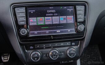 Škoda Octavia Combi 2.0 TDI DPF RS - 19