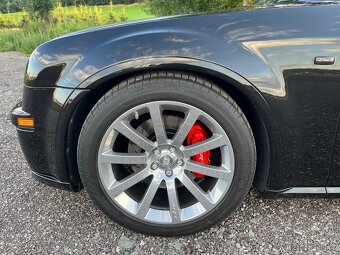 Chrysler 300C 6,1 SRT-8 - 19