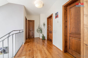 Prodej rodinného domu, 240 m², obec Mořina, Střední Čechy - 19