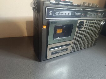 BOOMBOX SHARP 3× - 19
