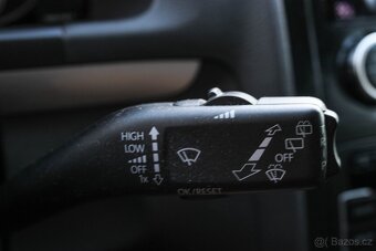 Volkswagen Touran 1.6 TDI Premium Comfortline - 19