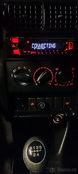 Seat Cordoba Vario – minicamper / surfkára (vyjímečné) - 19