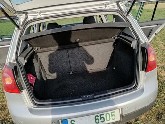 Golf V 1.4 16V 59kw Goal Edition 2007 výhřev sedacek - 19