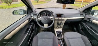 Opel Astra H 1.6 16V Kombi 2007 - 19