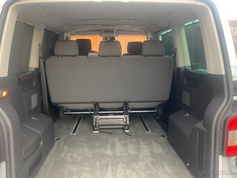 VOLKSWAGEN CARAVELLE T5 2,5TDi - 19