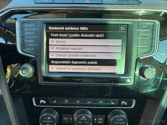 VW Passat 2.0TDI 110kW Highline - 19