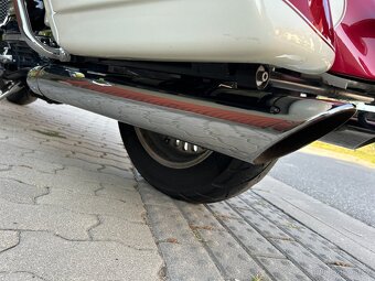 Triumph Rocket III, Touring 2.3i - 19