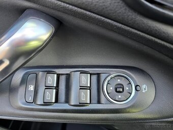 FORD SMAX 2.0TDCi TITANIUM rv2011 KŮŽE TZ PAMĚT ALU LED - 19