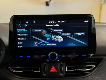 Hyundai i30 Fastback 1.5TGDI 118kw MHEV Family Smart RV.2022 - 19