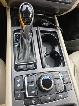 Hyundai Genesis 232kw 2015 - 19