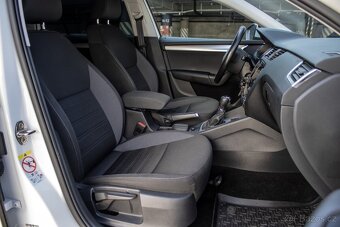 Škoda Octavia Combi 1.6 TDI 115k Ambition DSG - 19