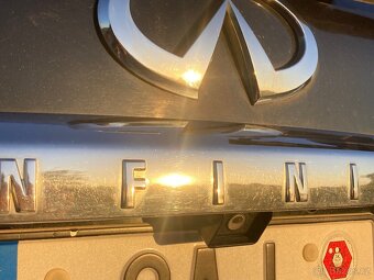 INFINITI QX 56 / V8 / 4x4 / LPG / tažné 4t - 19