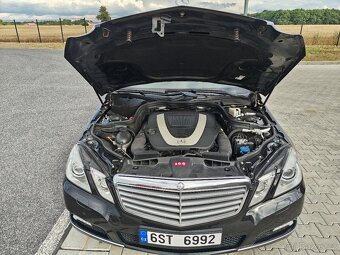 Mercedes-Benz E350 CGI - 19