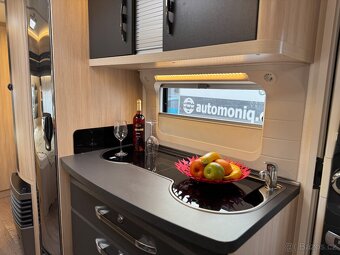 Hobby 560 KMFe De Luxe Edition Markíza, Klíma, Solar, Mover - 19