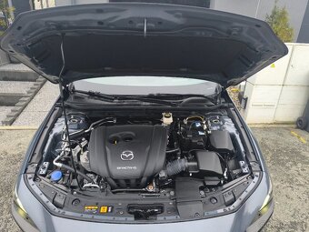 Mazda 3 BP 2.0 Skyactiv-G 90kw rok 2022, tažné +KRASAVICE+ - 19