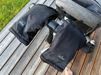 Kompletní výbava kočárek BUGABOO Bee 6 / Grey Melange - 19