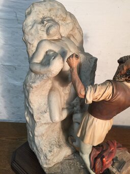 Michelangelo Buonarroti porcelánová velká soška sochaře - 19
