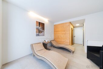 Apartmán 2+kk s lodžií a garážovým stáním u Máchova jezera v - 19