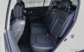 Kia Sportage 2.0CRDi 4x4 184hp M6 - 19
