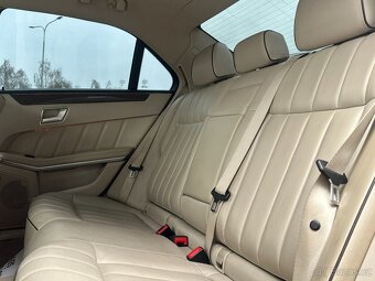 Mercedes-Benz E 350 2013 - 19