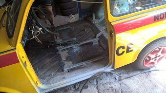 Trabant combi 601 - 19