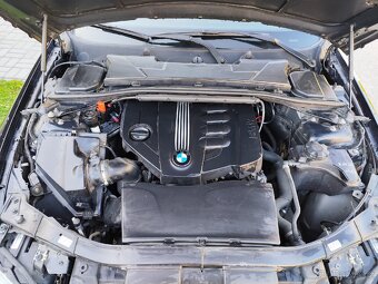 BMW řada 3, 320 D, Xenony - 19