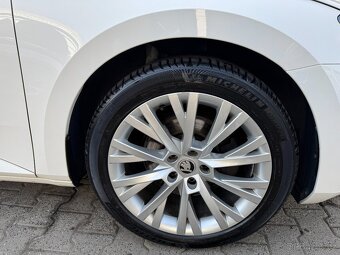 Škoda Superb 3 2.0TDI 147kW DSG Tažné Kamera Navi ACC Matrix - 19