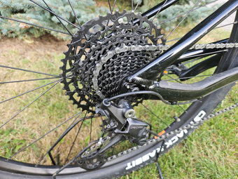 29" celoodpružené horské hliníkové kolo CANNONDALE, rám M - 19