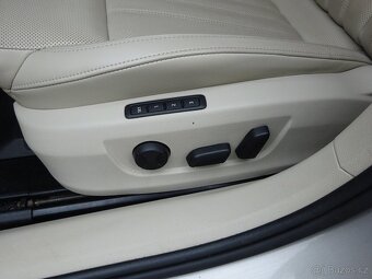 Škoda Superb 2.0 TDI Combi 4x4 L&K r.v.2018 (DPH) ČR - 19