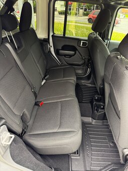 Jeep Wrangler Unlimited 2.0T 200kw—2019–automat—84.000km - 19