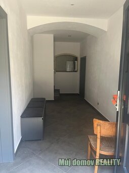 Prodej dvou rodinných domů na pozemku, Vrutice-Roudnice nad  - 19