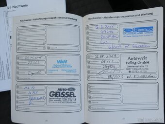 Prodám Ford Grand C-Max 1.0 i 92 kW 7-míst - 19