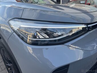 VW ID.4 Full LED Navigace Park. senz. 38tkm DAB ACC Isofuix - 19