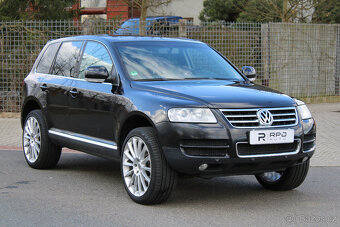 Volkswagen Touareg 3.0 TDI V6 / KAMERA / TAŽNÉ - 19