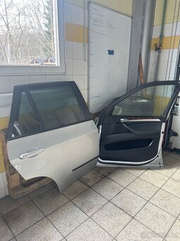 DÍLY Z BMW X5 3.0d xDrive 2008 270PS - 19