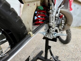 Unikatni CR250R - 19