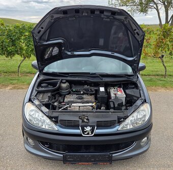 Peugeot 206 1.4 55KW/75 koní R.V.01/2006 - 19