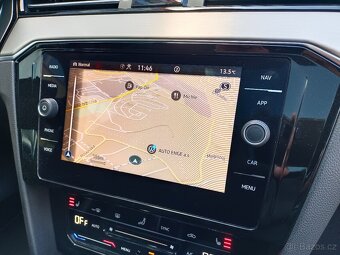 VW Passat B8 Variant 2.0TDI 110kW DSG Matrix ACC Panorama - 19