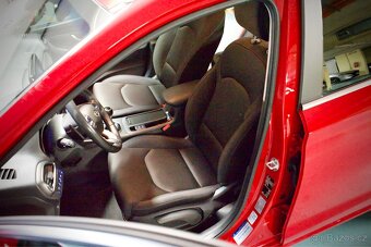 HYUNDAI i30 kombi 1.4 T-GDI DCT All Inclusive - 19