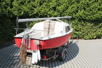 Plachetnice BWC Flying Cruiser B bez VPM a TK - 19