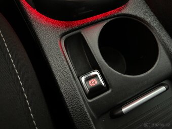 Opel Astra J 1.6 TURBO,ČR,SERVISKA,2.MAJ - 19