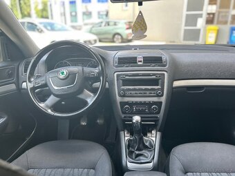 Škoda Octavia ||. 1.8 benzín 118 kW, Facelift, 159 tis. naje - 19