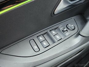 Peugeot 2008 1.2PT 130 GT EAT8 - 19