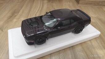Dodge Challenger R/T Scat Pack Shaker Widebody 1:18 Autoart - 19