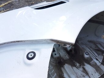 Výřez karoserie, PZ blatník Škoda Octavia III sedan 5E0 - 19