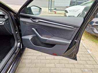 ŠKODA Octavia kombi, 2.0 TDi, vyhř. volant a zadní sedadla - 19