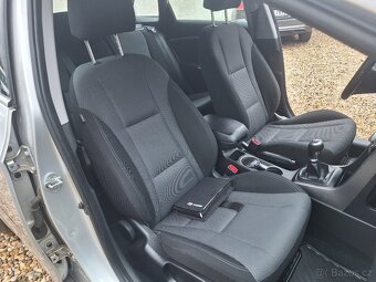 Hyundai I30 1.6 CRDi 81KW Nové v ČR, S.Kniha DPH, Trikolor - 19