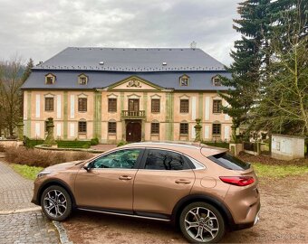 Prodám Kia XCeed 1,5T-GDi TOP MY22 - 19